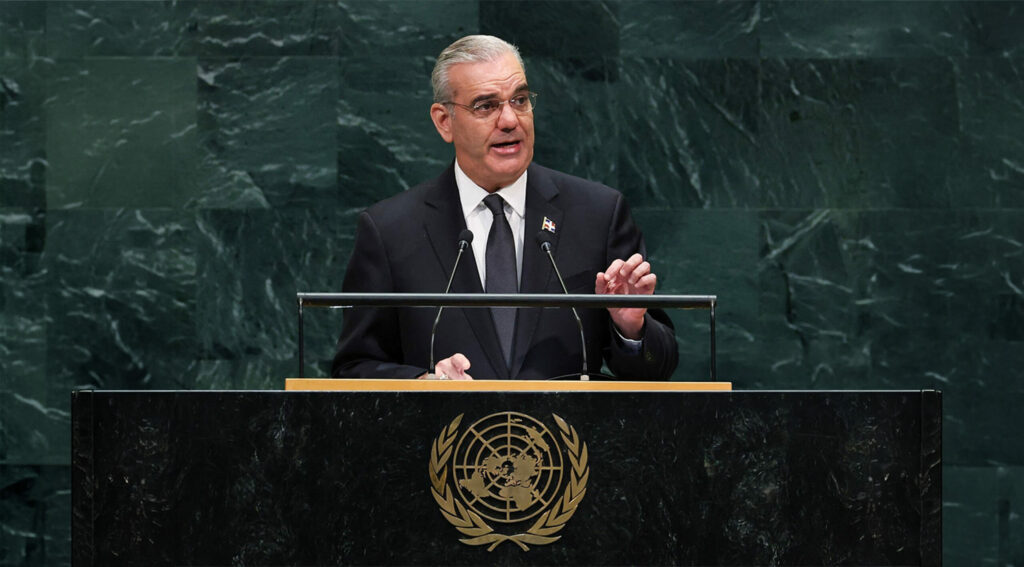 Abinader asks the UN to accelerate aid to stop the sargassum.