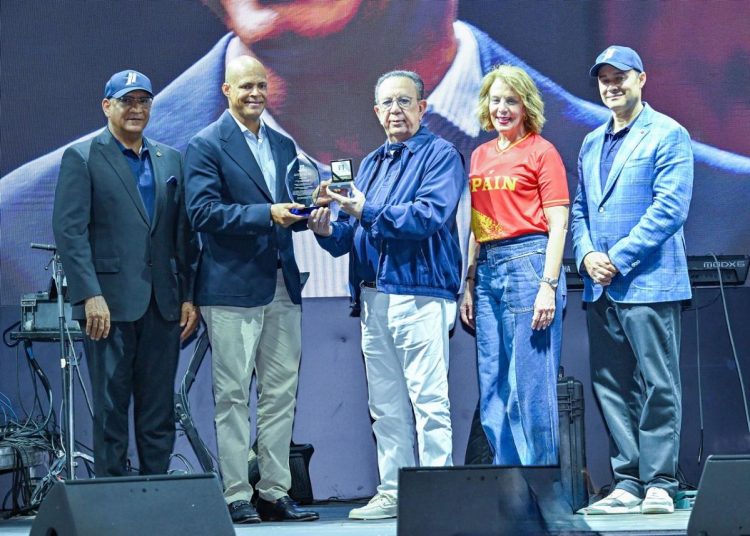 Central Bank opens 2026 Interdepartmental Games honoring Olympic champion Félix Sánchez