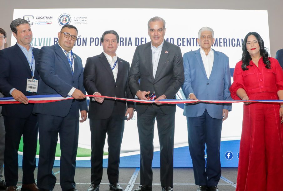 Abinader highlights ports as key to Dominican Republic’s economic growth