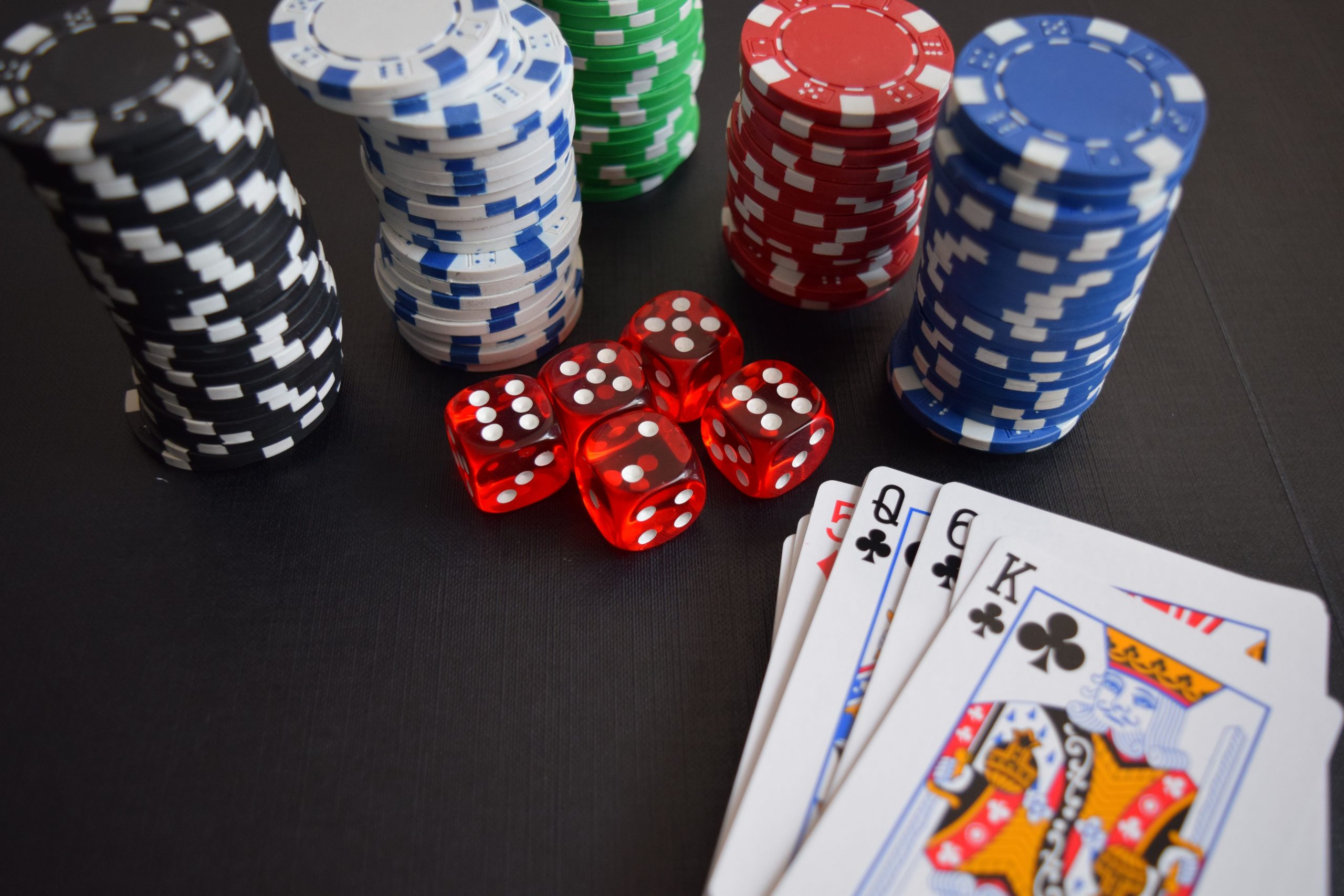 New gambling bill seeks to block minors from betting in Dominican Republic
