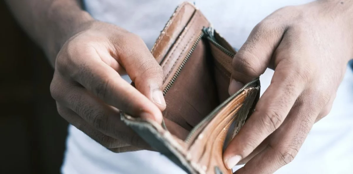 75% of Latin Americans cut other expenses to cover housing costs, according to a study