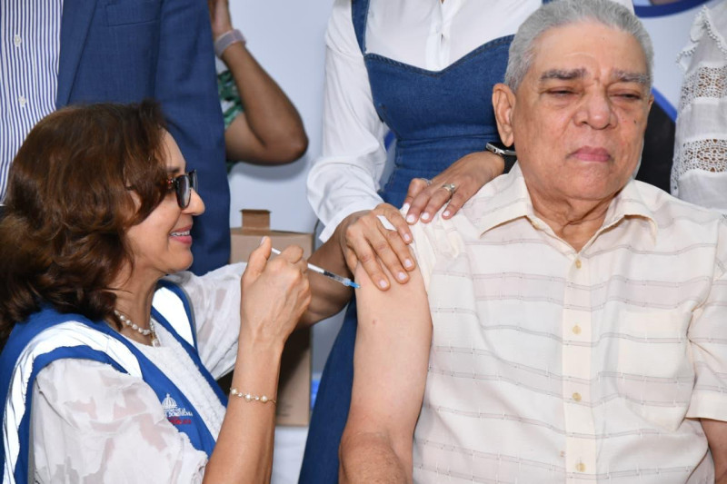 National influenza vaccination day begins with more than 400 thousand doses available