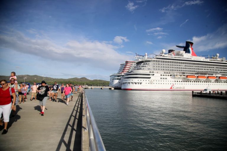 11 cruise ships bring 45,627 passengers to Dominican Republic