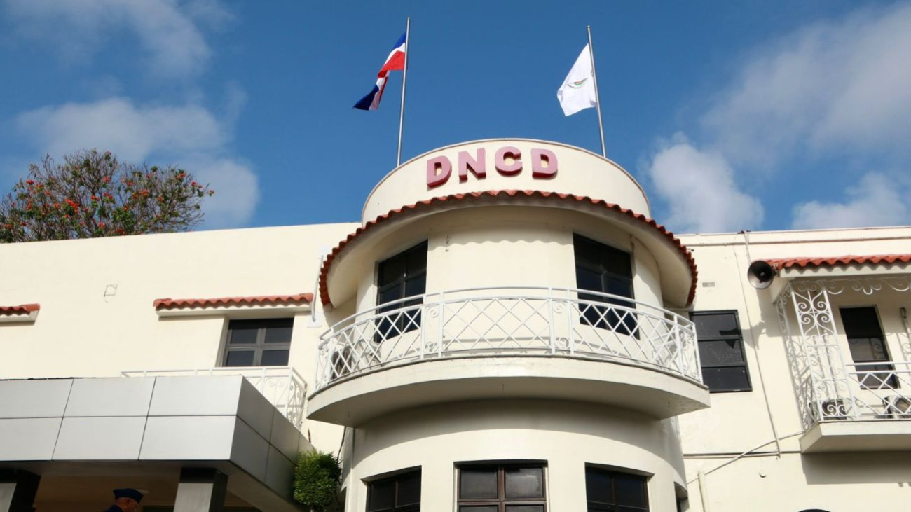 Two Dominican anti-drug agents charged in U.S. over alleged cocaine scheme