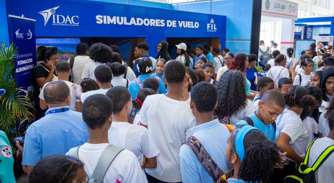 IDAC flight simulators draw record 22,516 visitors at FILSD 2026