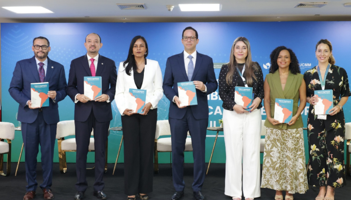 Dominican Republic hands regulatory improvement network coordination to Peru