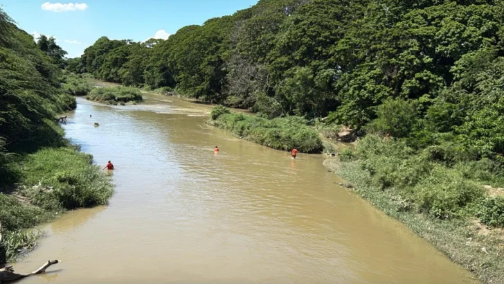 Authorities search Yaque del Norte River for missing 14-year-old